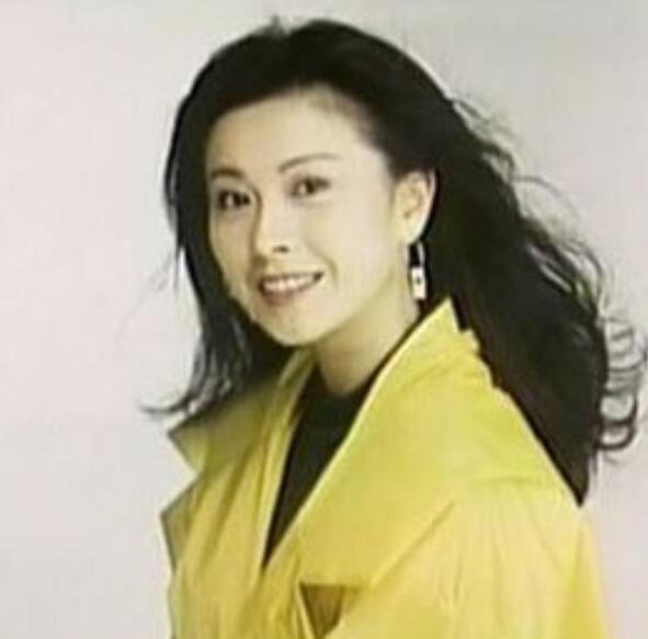 梁雁翎年轻时的照片好美(梁雁翔年轻的时候)