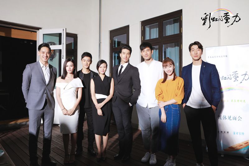 岳以恩为什么总要用配音(岳以恩是谁的孩子)