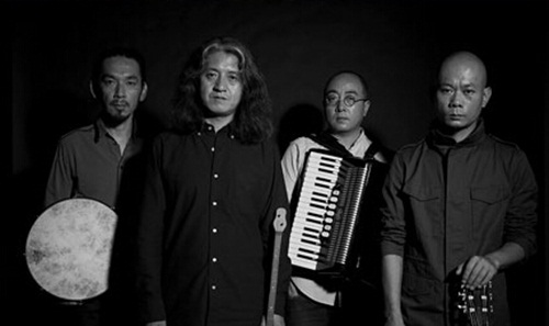 野孩子乐队成员资料介绍(野孩子乐队贝斯手)