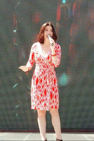 歌手云菲菲真人照片啥样(歌手云菲菲老公是谁) 歌手云菲菲真人照片啥样(歌手云菲菲老公是谁)