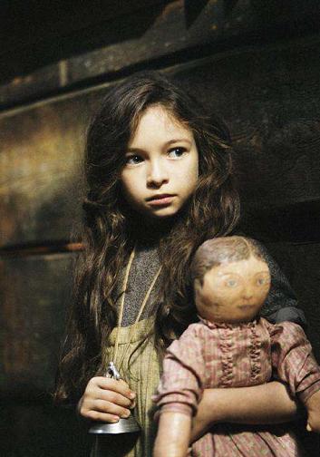 寂静岭小女孩祖蒂弗兰小时候和长大后的照片