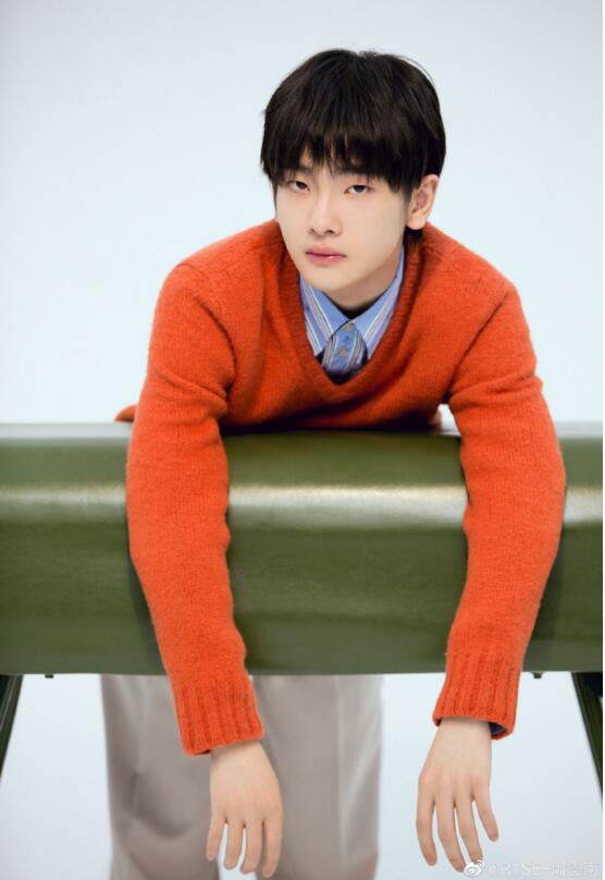 周震南和金秀贤像吗(周震南说金泰亨帅)