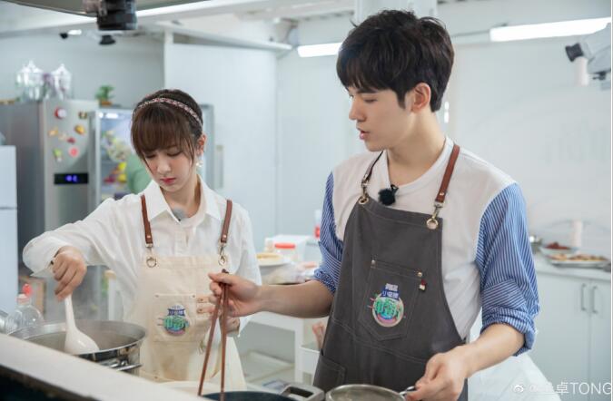 传言仝卓是同志真的假的(仝卓因为什么出的事)