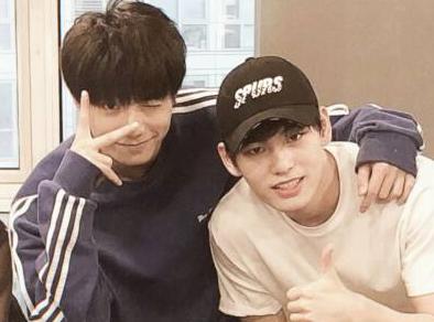 李振宁被私生曝光电话(李振宁真名) 李振宁被私生曝光电话(李振宁真名)