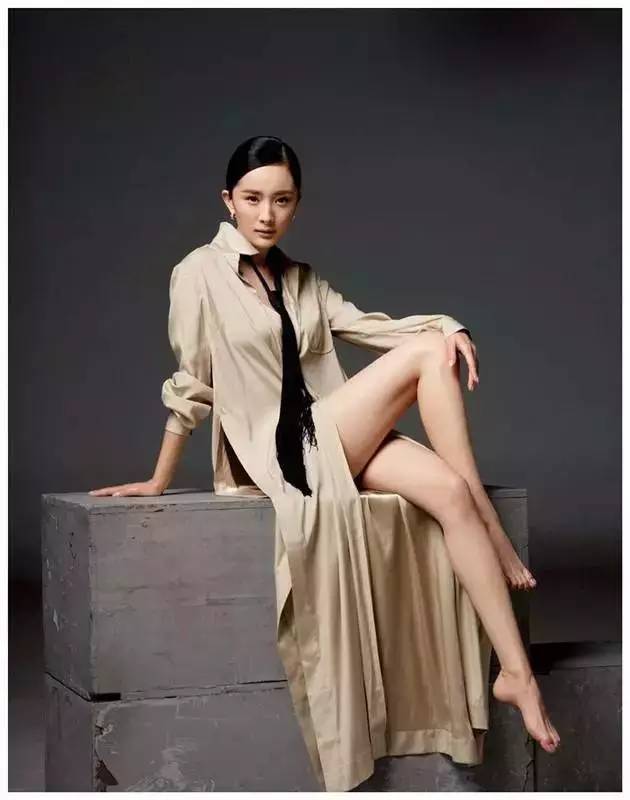 杨幂佟丽娅真正男子汉素颜照片