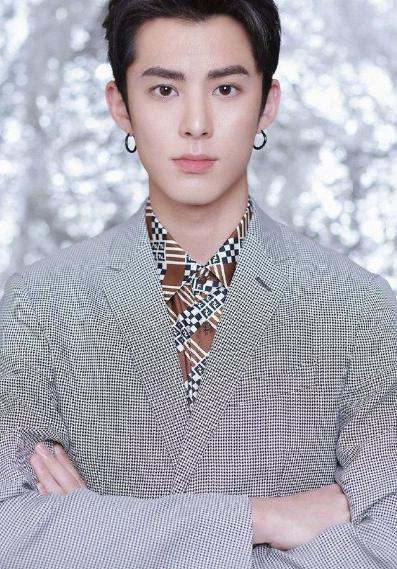 王鹤棣为什么叫小阿抗、didi 王鹤棣为什么叫小阿抗、didi