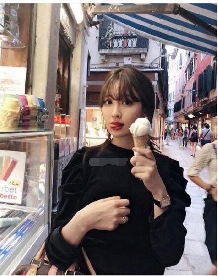 小岛阳菜为什么叫娘娘