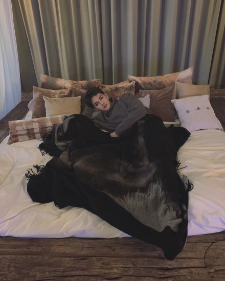 朱正廷是直的还是弯的？朱正廷和亲小公主是