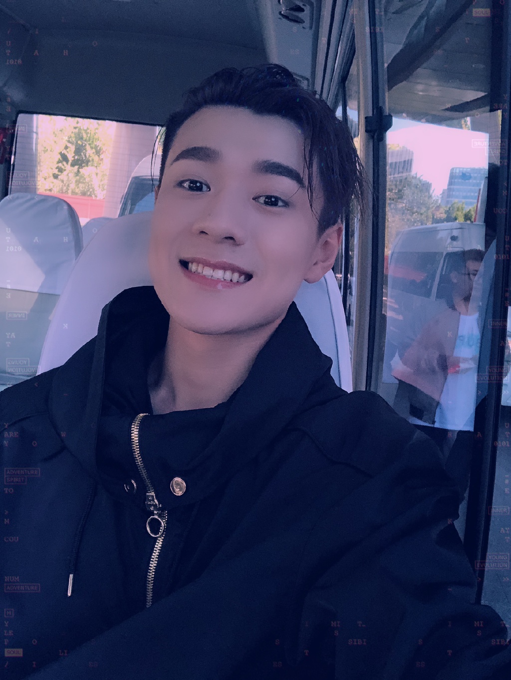 易柏辰参加过快乐大本营吗(易昕快乐大本营)