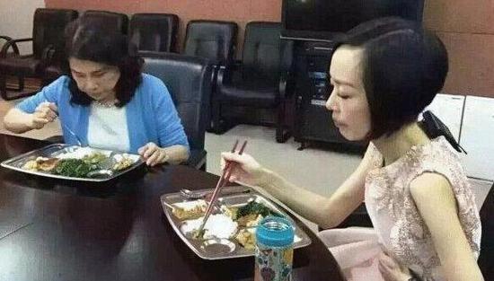 鲁豫10粒米减肥法揭秘(鲁豫节食减肥)