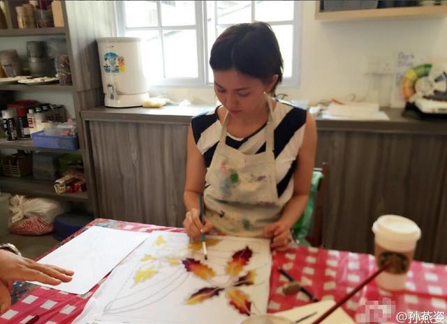 孙燕姿与老公纳迪姆结婚照曝光(孙燕姿晒结婚照) 孙燕姿与老公纳迪姆结婚照曝光(孙燕姿晒结婚照)