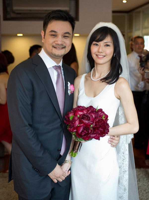 孙燕姿与老公纳迪姆结婚照曝光(孙燕姿晒结婚照) 孙燕姿与老公纳迪姆结婚照曝光(孙燕姿晒结婚照)