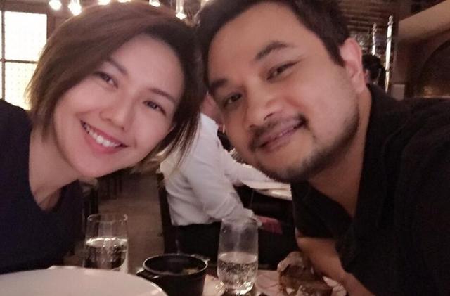 孙燕姿与老公纳迪姆结婚照曝光(孙燕姿晒结婚照)