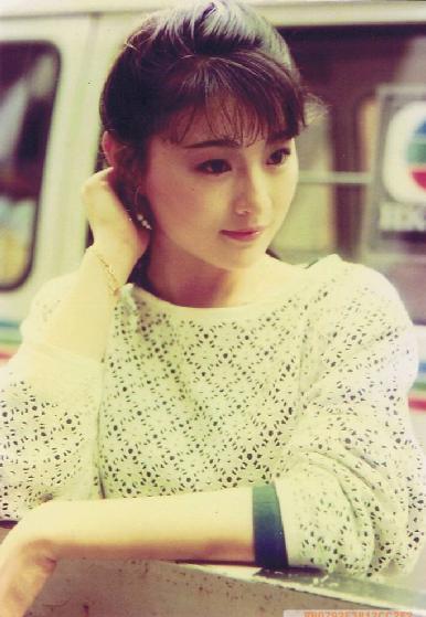 李赛凤年轻的时候好美照片(李赛凤颜值天下第一)