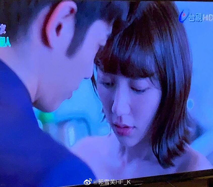 郭雪芙大鼻子好奇怪图片(跟郭雪芙长得很像)