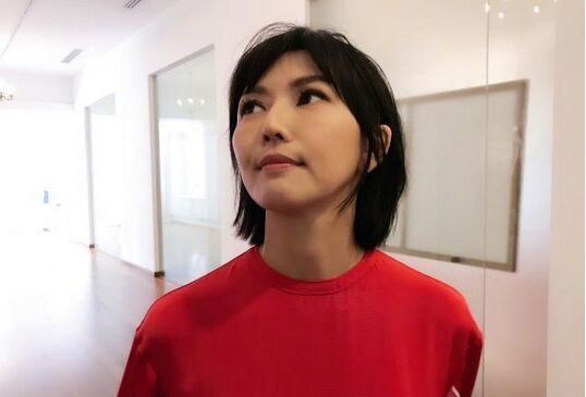 孙燕姿与老公纳迪姆结婚照曝光(孙燕姿晒结婚照) 孙燕姿与老公纳迪姆结婚照曝光(孙燕姿晒结婚照)