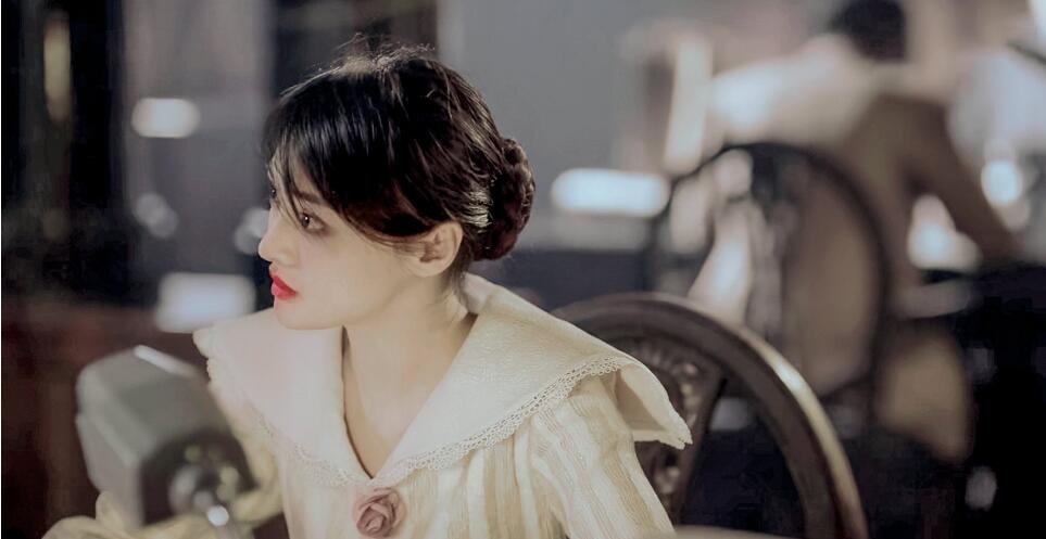 郑爽说话怎么怪怪的好像很吃力