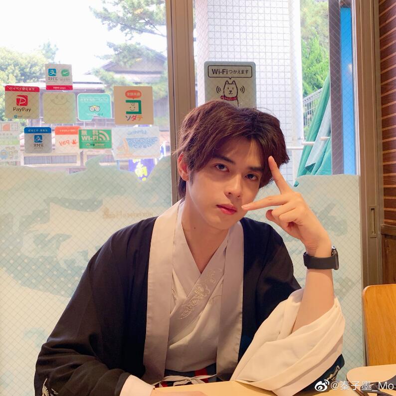 秦子墨为什么叫小黑兔、天天