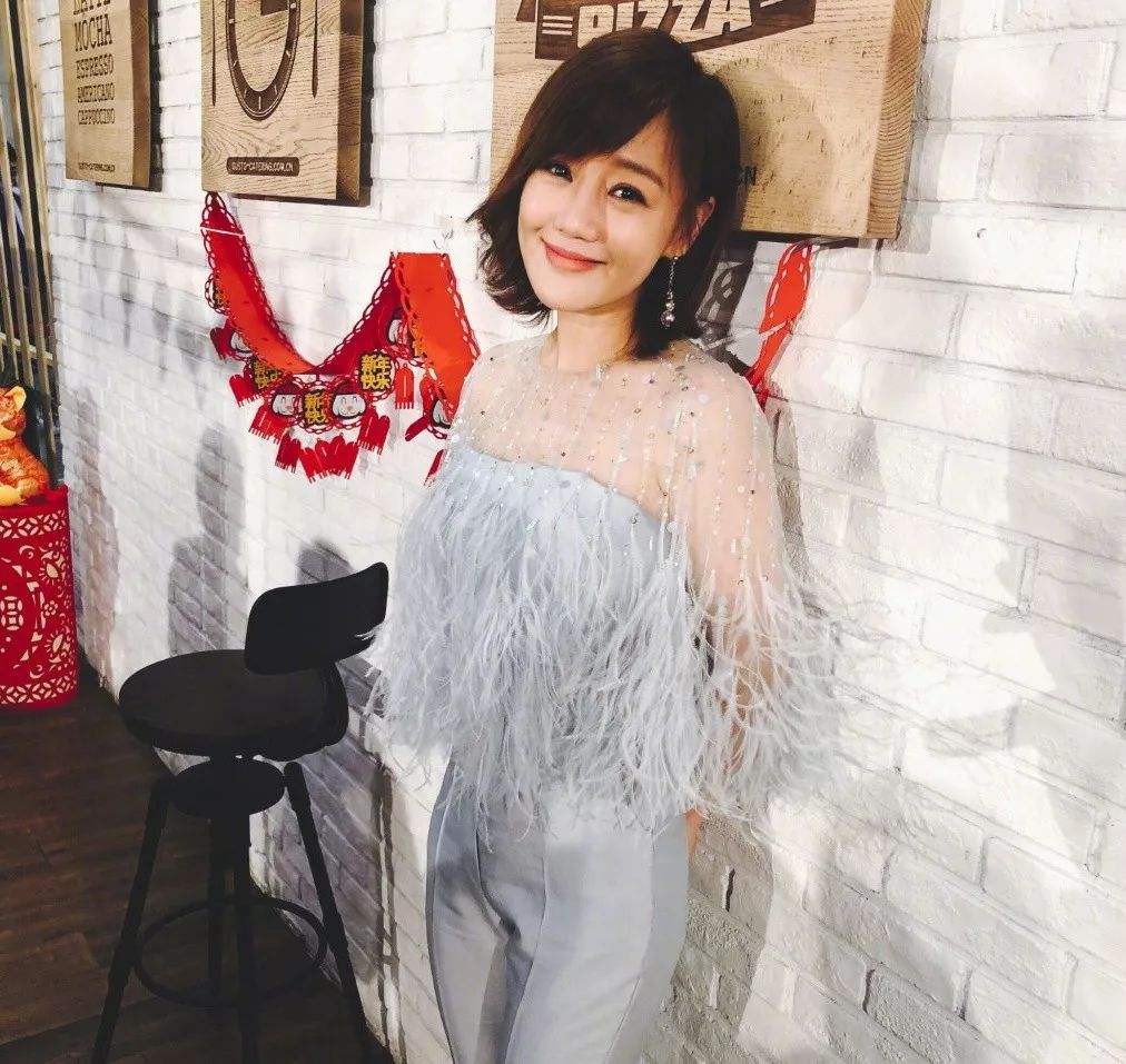 薛佳凝为什么叫哈妹(哈妹薛佳凝原来的痣)