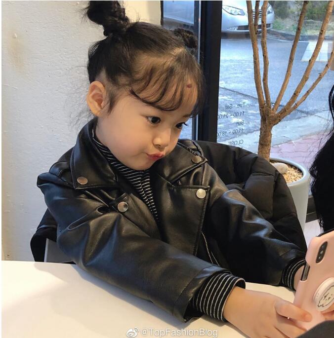 权律二已经长大了最新照片(权律二图片小时候)