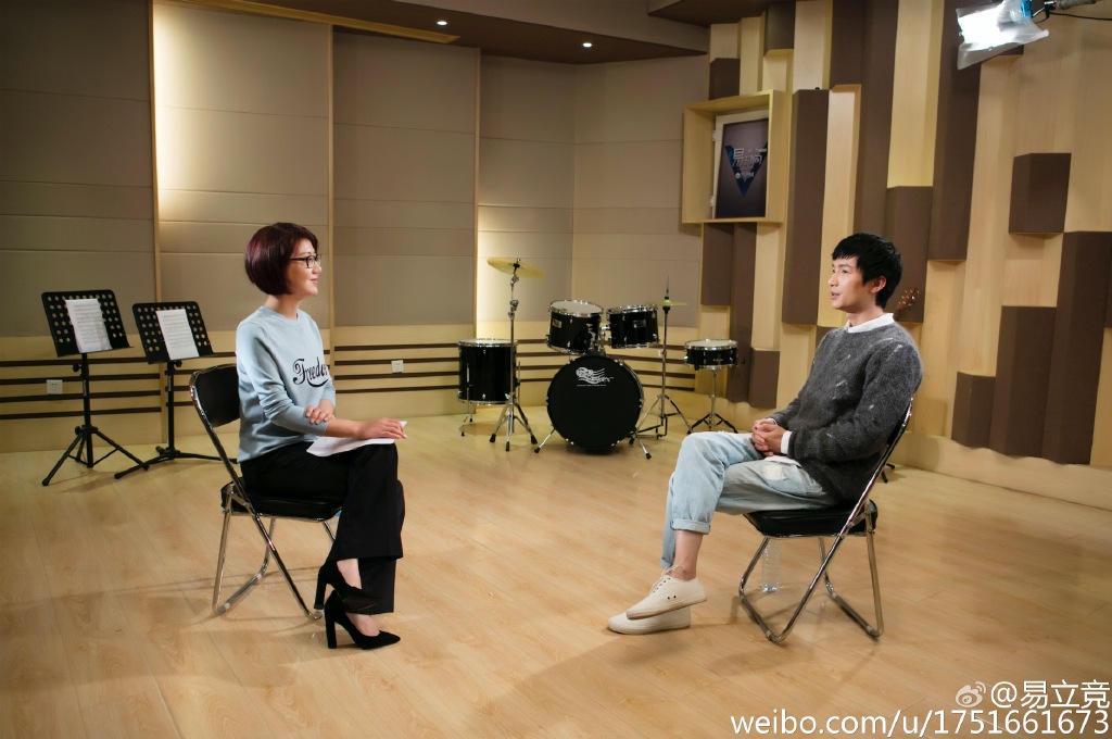 易立竞结婚没她是哪年出生的(易立竞结婚了嘛)