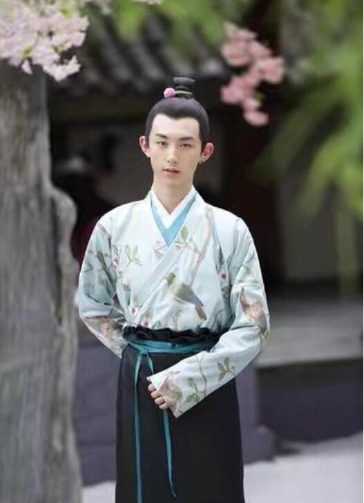 郭俊辰为什么叫Fiction、殿下