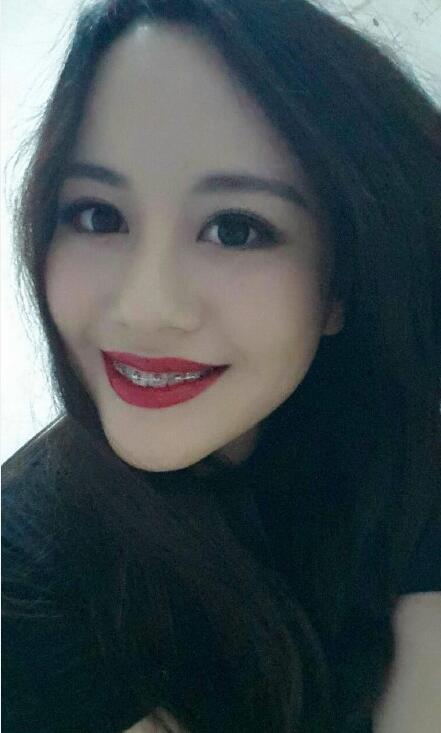 王紫凝为什么叫钢牙？她和王紫菲什么关系