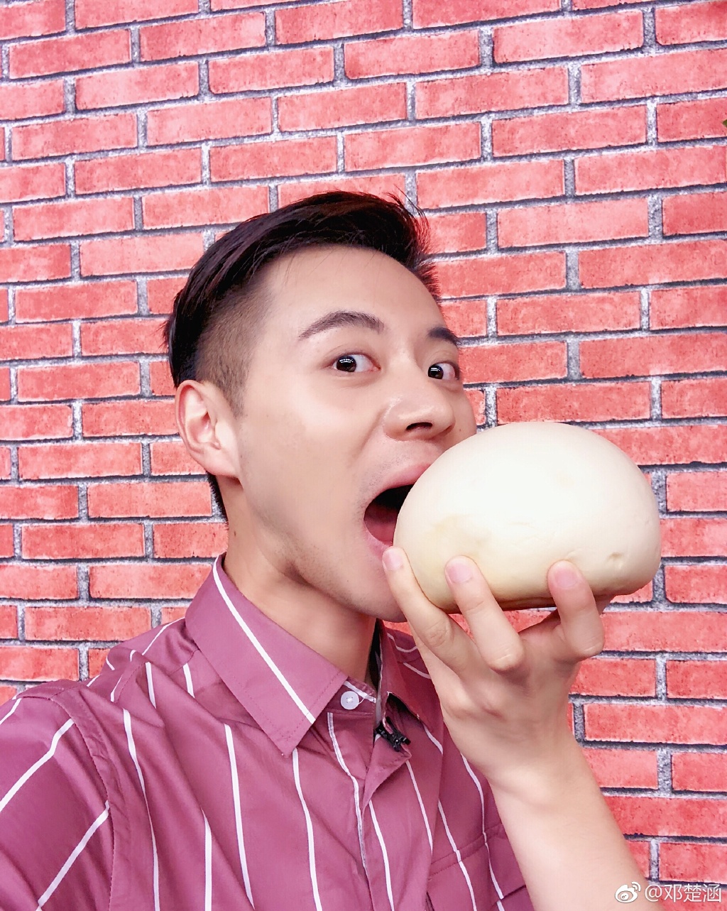 邓楚涵的家世是富二代吗(邓楚涵是哪里人) 邓楚涵的家世是富二代吗(邓楚涵是哪里人)