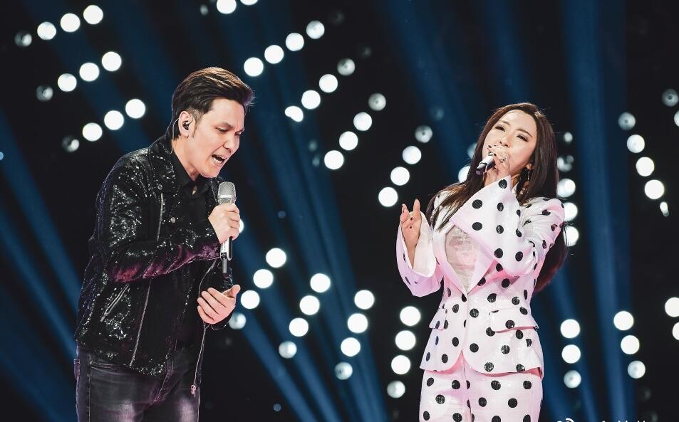 金美儿的老公是云飞吗(主持人金飞的老婆照片)