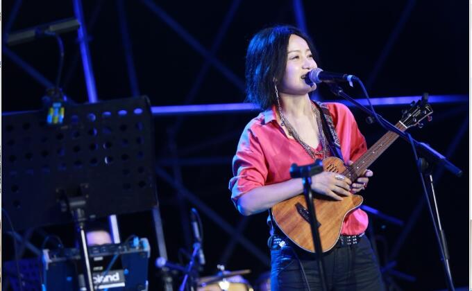 臧天朔和斯琴格日乐情史好遗憾(斯琴格日乐与臧天朔)