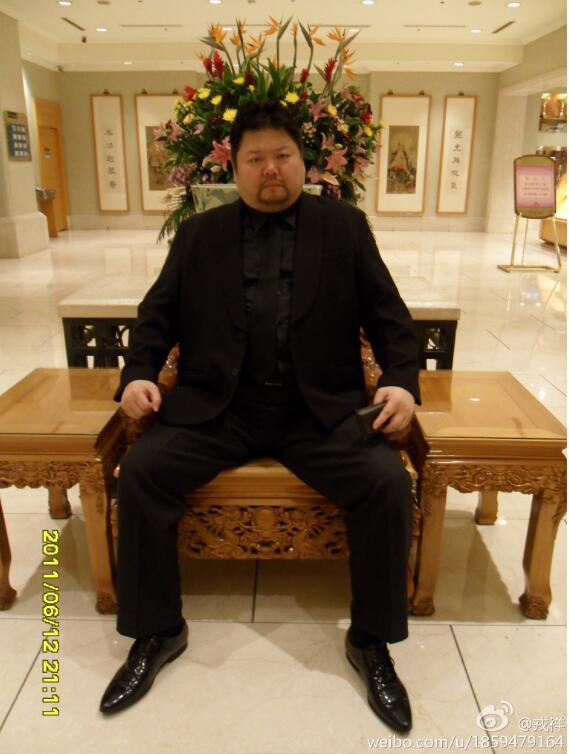 戎祥是黑帮吗(戎祥沉浮的兄弟)