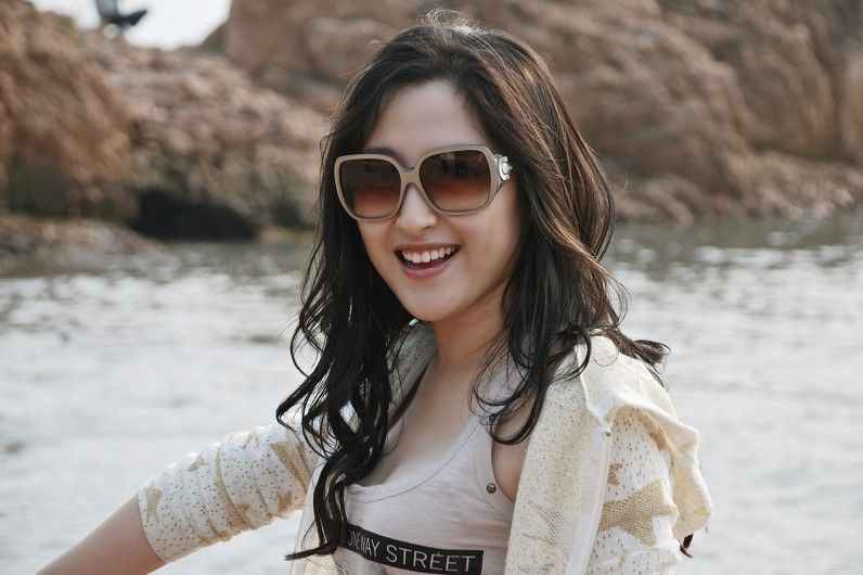 星光大道金美儿老公是谁？金美儿穿皮裤演唱