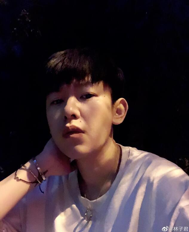 林子君和王珞丹什么关系(王珞丹和谁在一起了)