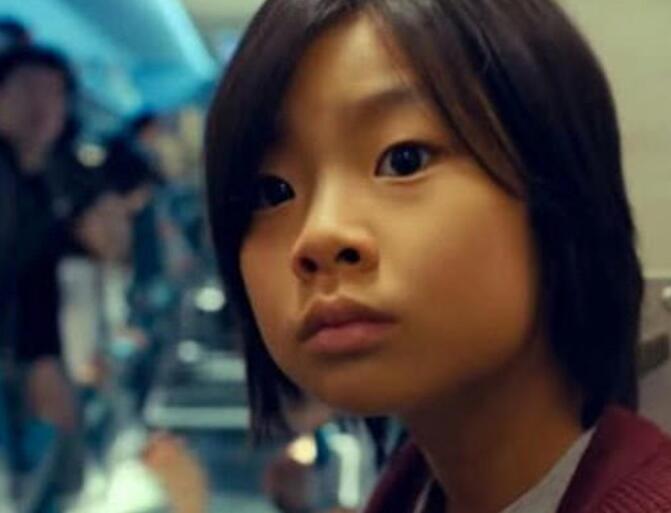 金秀安怎么像个男孩这么丑(金秀安15岁时的样子)