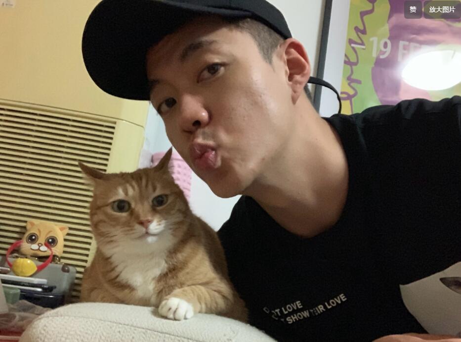 花希是哪个大学毕业的(花希和谁长得像)