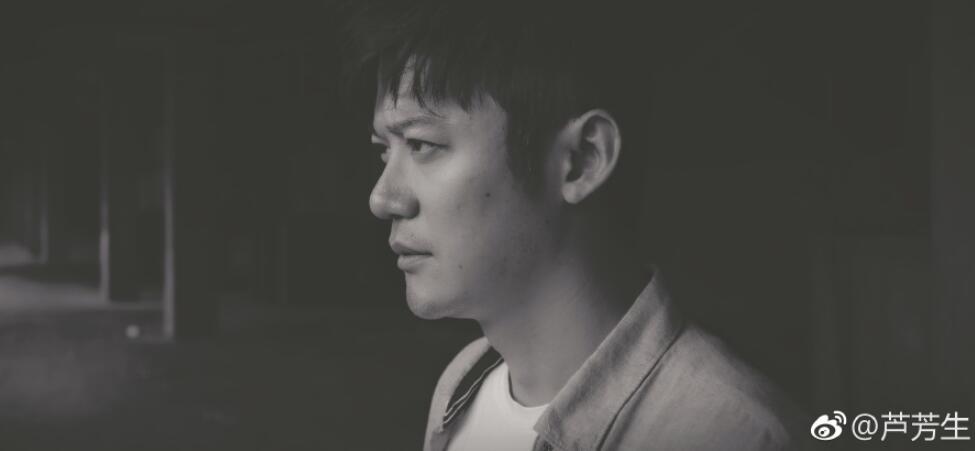 芦芳生为什么会说日语总演鬼子