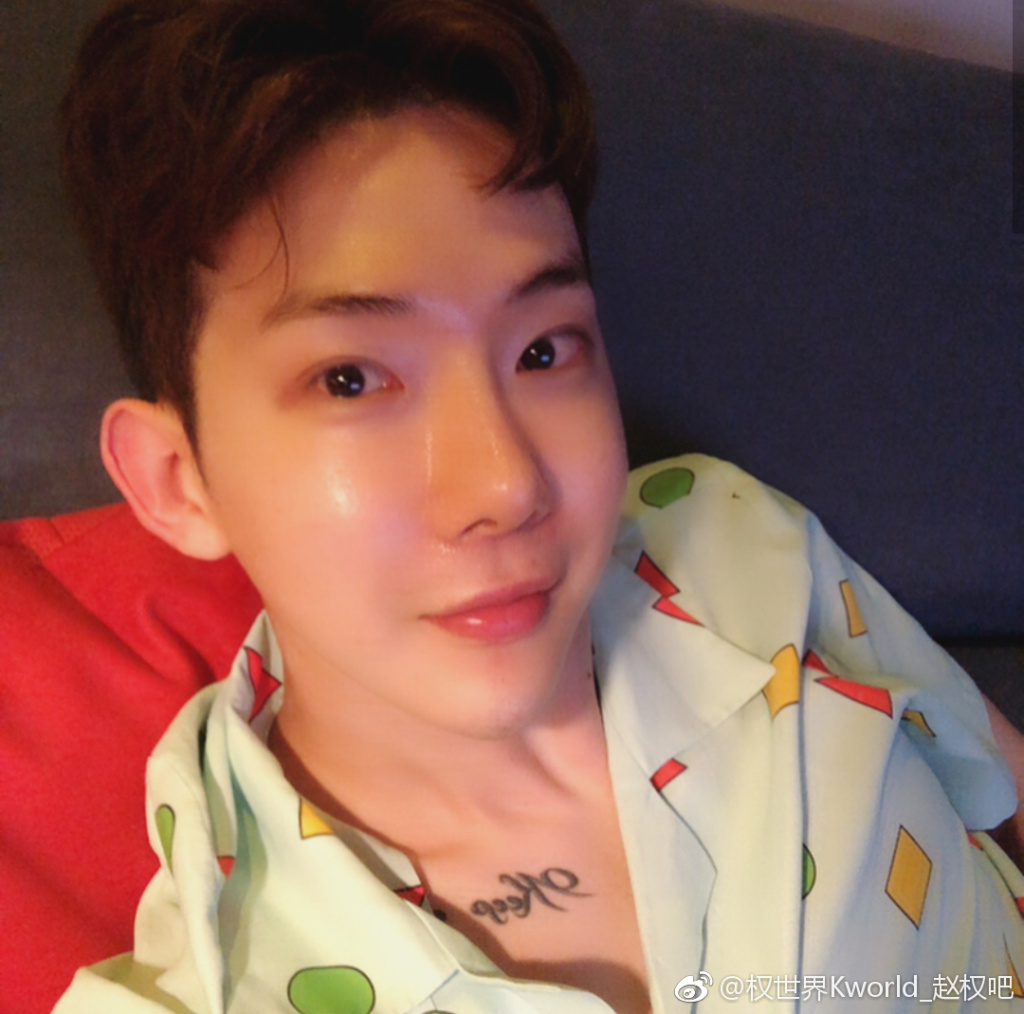 赵权为什么叫赵老师？赵权承认自己出柜不喜