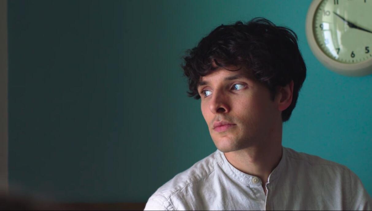 科林摩根在英国怎么样火吗