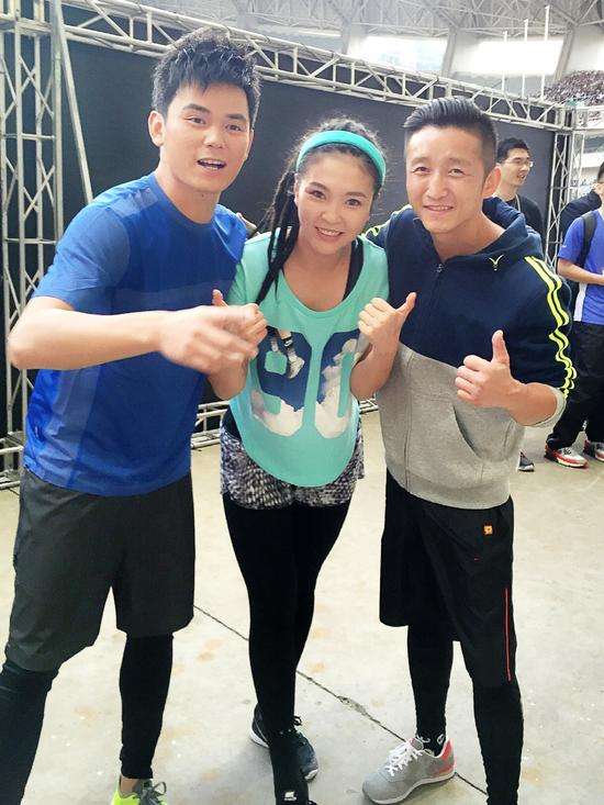 张恒远跟毕夏结婚照片(张恒远和毕夏) 张恒远跟毕夏结婚照片(张恒远和毕夏)