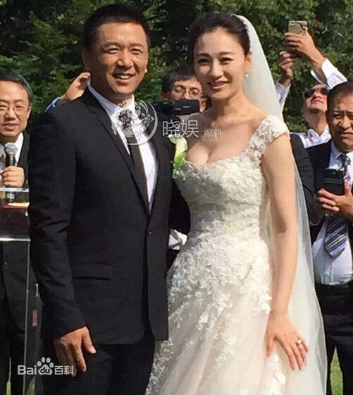 李小冉丈夫徐佳宁照片(徐佳宁怎么敢娶李小冉?李小冉照片)