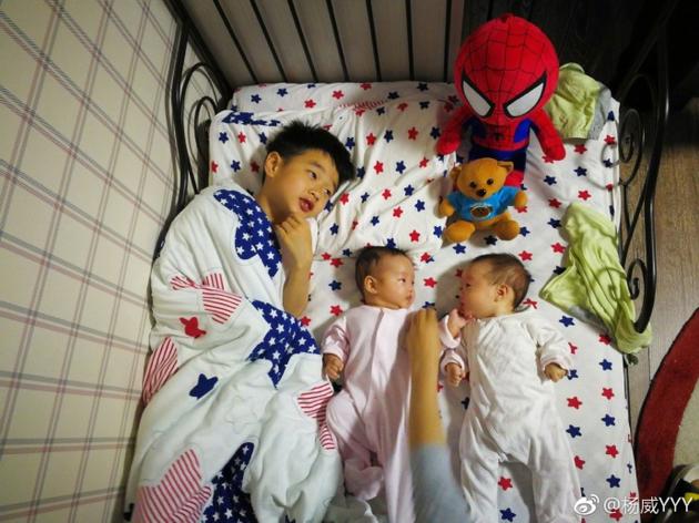 杨阳洋是不是有哮喘?杨阳洋的双胞胎妹妹照 杨阳洋是不是有哮喘?杨阳洋的双胞胎妹妹照