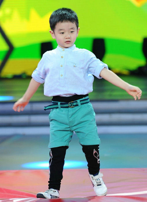 杨阳洋是不是有哮喘?杨阳洋的双胞胎妹妹照