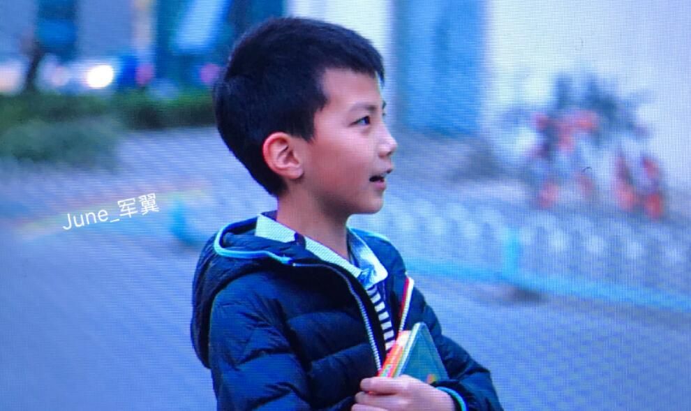 胡皓康的耳朵怎么了