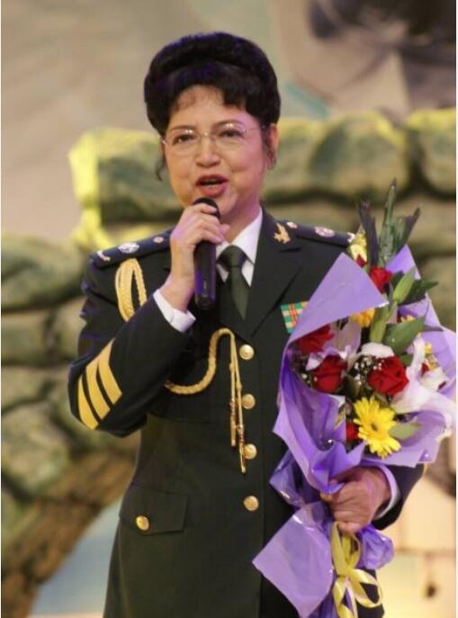 耿莲凤和耿为华是亲戚关系吗(耿为华的婚史)