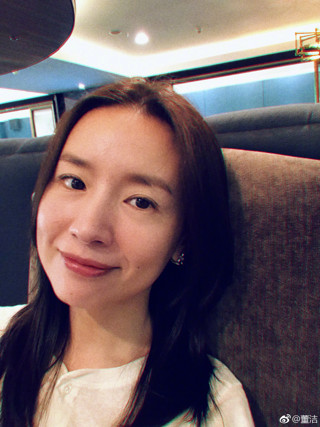 董洁为什么被人黑叫白莲花、毒蘑菇?董洁鼻 董洁为什么被人黑叫白莲花、毒蘑菇?董洁鼻