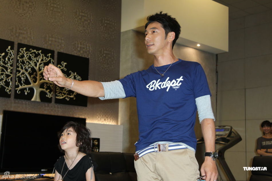 陶晶莹为什么说张靓颖是她老板娘?陶晶莹是 陶晶莹为什么说张靓颖是她老板娘?陶晶莹是