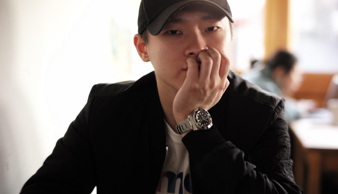 梁博为什么叫梁八首、卖血哥