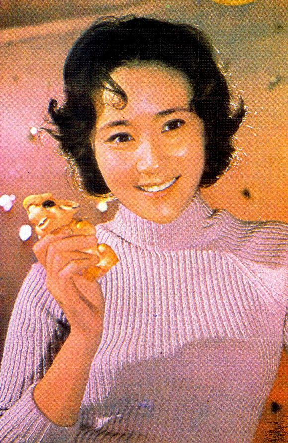 顾永菲是顾而已的女儿吗(顾永菲第二任丈夫叫什么名字)