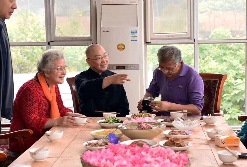 乔榛的妻子唐国妹是干什么的(配音演员乔榛和唐国妹)
