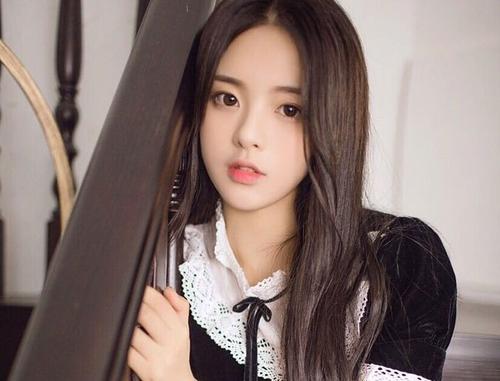 杨超越图片抖音拍摄隐私视频(抖音那些照片违规)